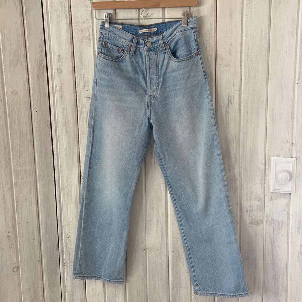 Levi’s ribcage straight ankle jean